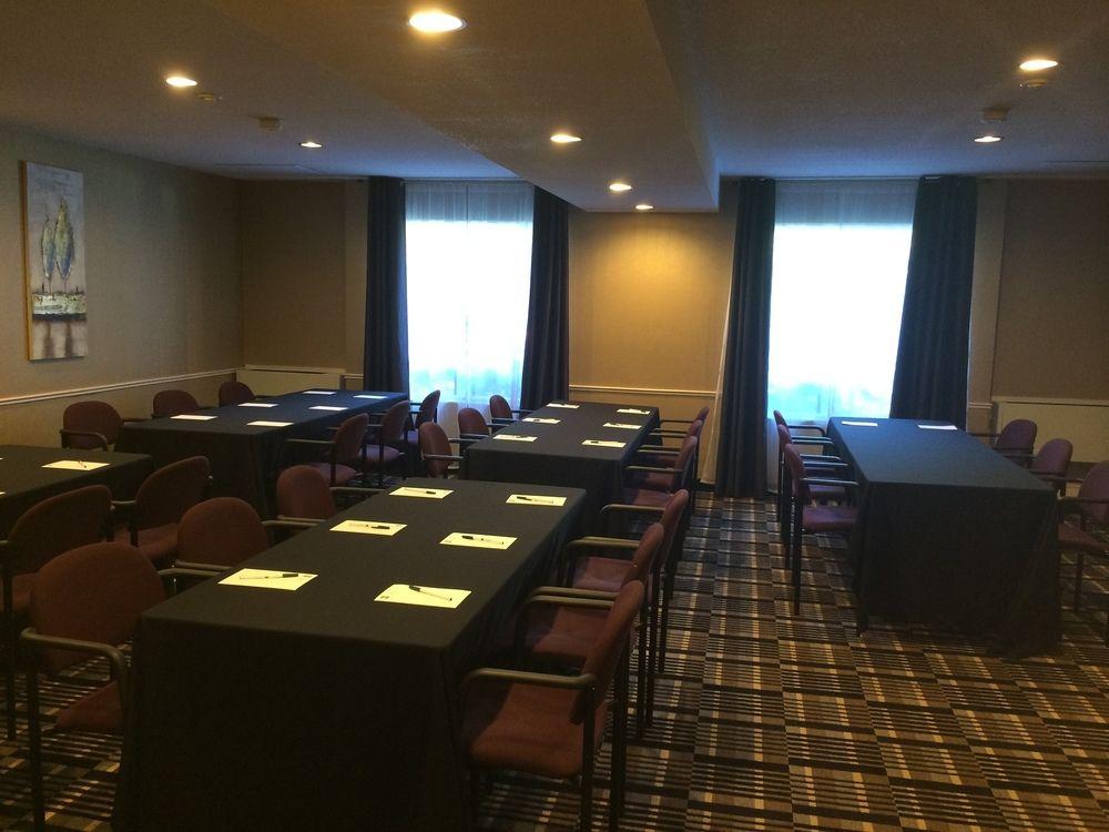 Doubletree By Hilton St. John'S Harbourview Hotel Buitenkant foto