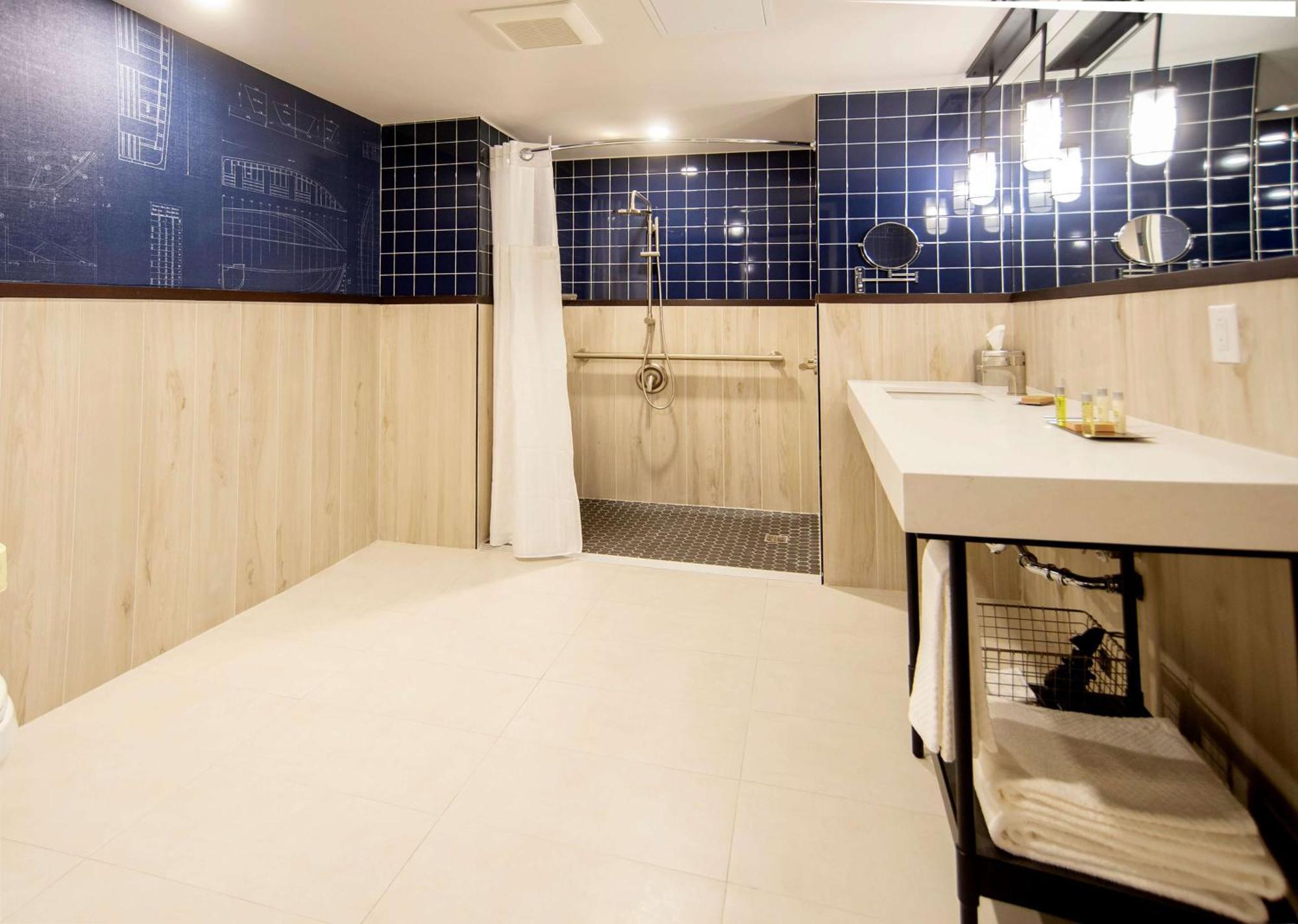 Doubletree By Hilton St. John'S Harbourview Hotel Buitenkant foto